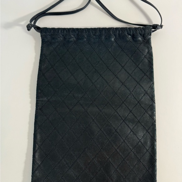 100% Authentic CHANEL Quilted Drawstring Bag Pouch Coco Mark Black - Picture 3 of 11
